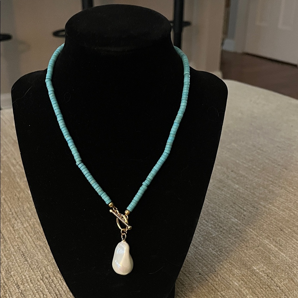 Turquoise Beaded Necklace with Pearl Pendant